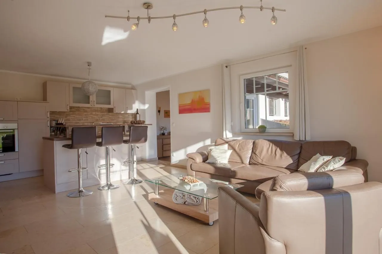 Lebensfreude Apartment Farchant 0*,